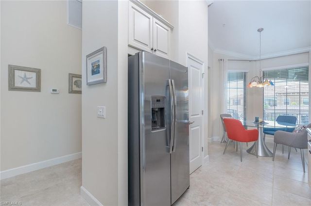 9419 Benvenuto CT 204, Naples, FL 34119