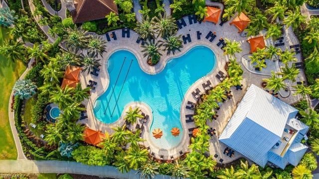 9419 Benvenuto CT 204, Naples, FL 34119