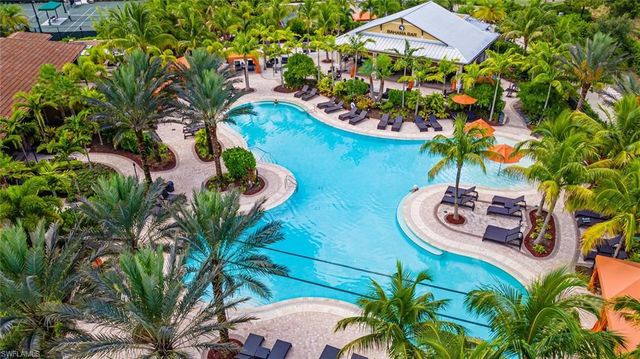 9419 Benvenuto CT 204, Naples, FL 34119