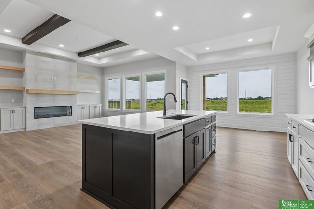 19505 Allied Street, Elkhorn, NE 68022