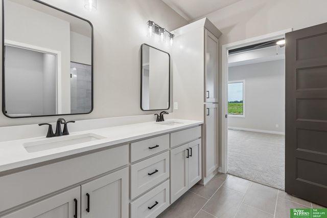 19505 Allied Street, Elkhorn, NE 68022