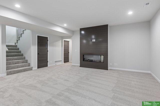 19505 Allied Street, Elkhorn, NE 68022