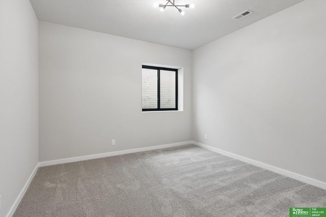 19505 Allied Street, Elkhorn, NE 68022