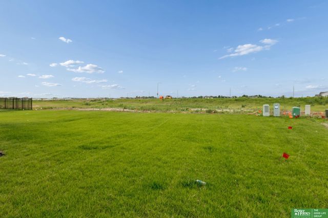 19505 Allied Street, Elkhorn, NE 68022