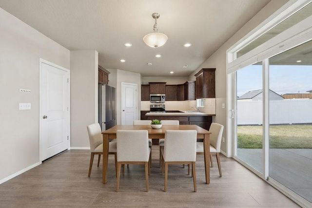 1809 E C St, Deer Park, WA 99006