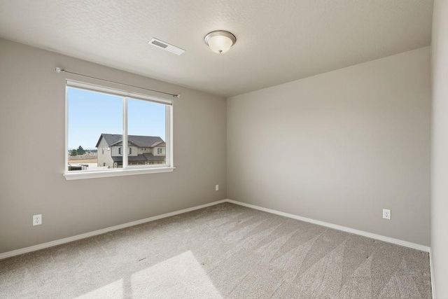 1809 E C St, Deer Park, WA 99006