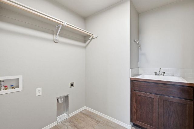 1809 E C St, Deer Park, WA 99006