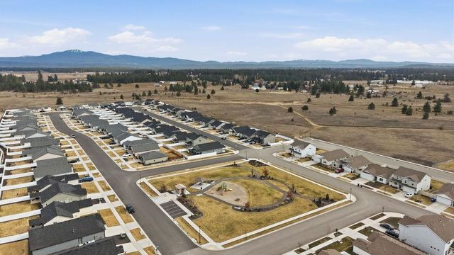 1809 E C St, Deer Park, WA 99006