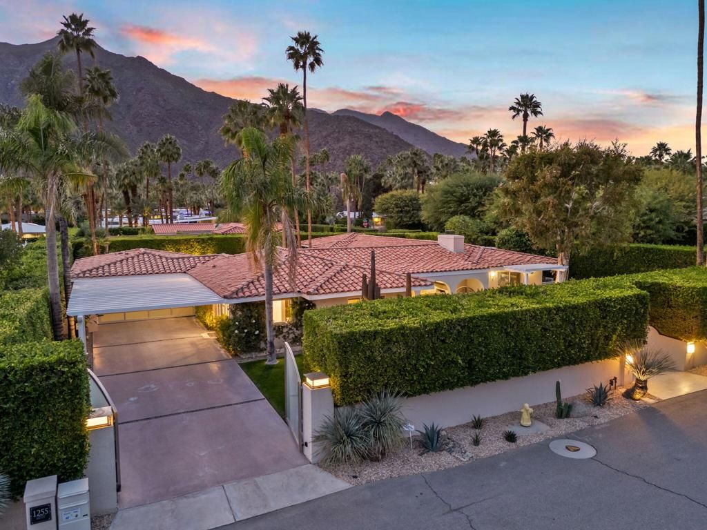 Image 107 of property listing at 1255 Camino Mirasol, Palm Springs, CA 92262