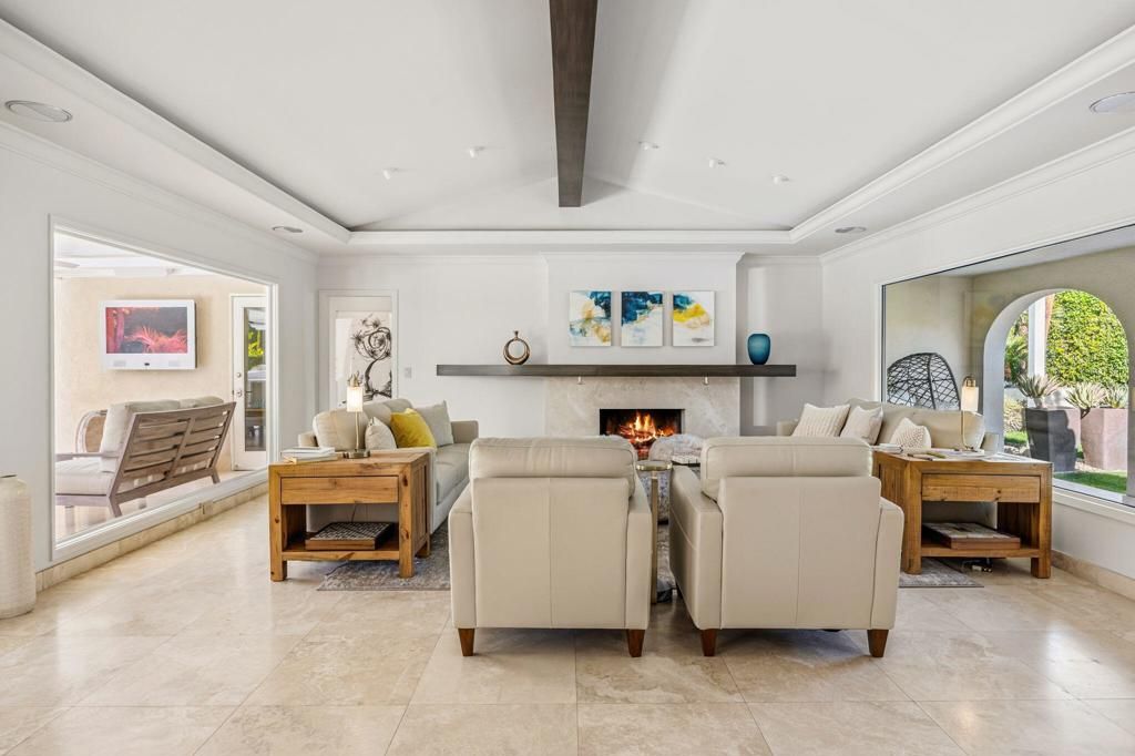 Image 11 of property listing at 1255 Camino Mirasol, Palm Springs, CA 92262