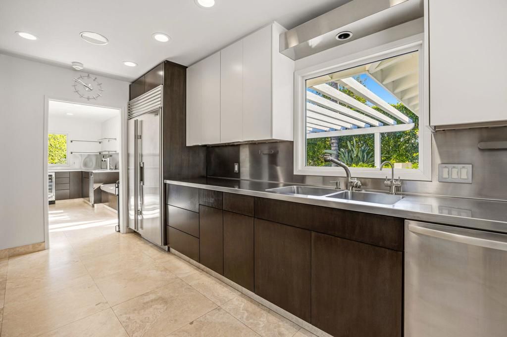 Image 21 of property listing at 1255 Camino Mirasol, Palm Springs, CA 92262