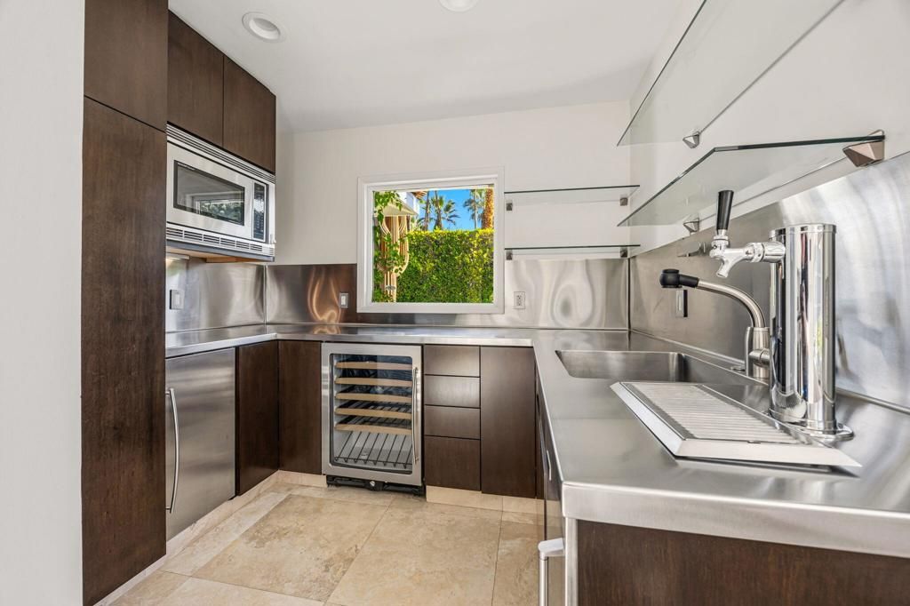 Image 23 of property listing at 1255 Camino Mirasol, Palm Springs, CA 92262