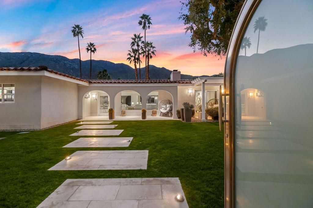 Image 80 of property listing at 1255 Camino Mirasol, Palm Springs, CA 92262