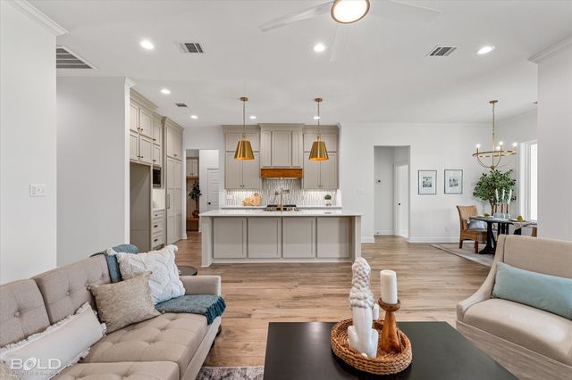 722 Julesburg Lane, Benton, LA 71006