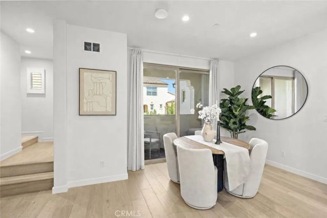 184 Elkhorn, Irvine, CA 92618