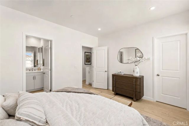 184 Elkhorn, Irvine, CA 92618