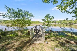 405 Carroll Cove, Lake Wylie, SC 29710