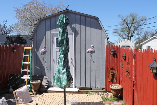 235 Alpine Way, Laurence Harbor, NJ 08879