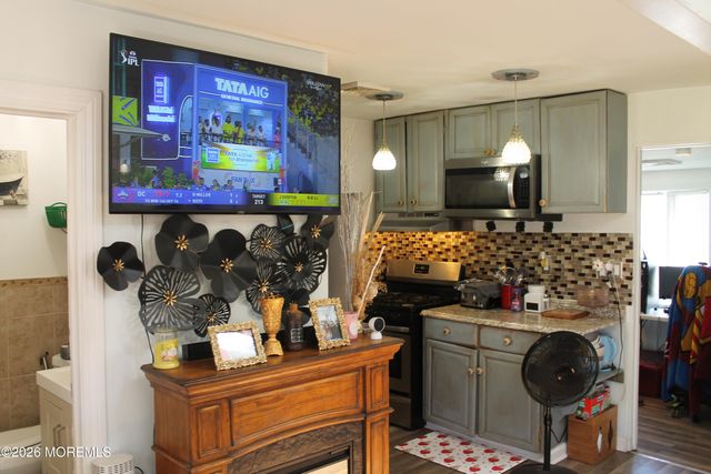 235 Alpine Way, Laurence Harbor, NJ 08879