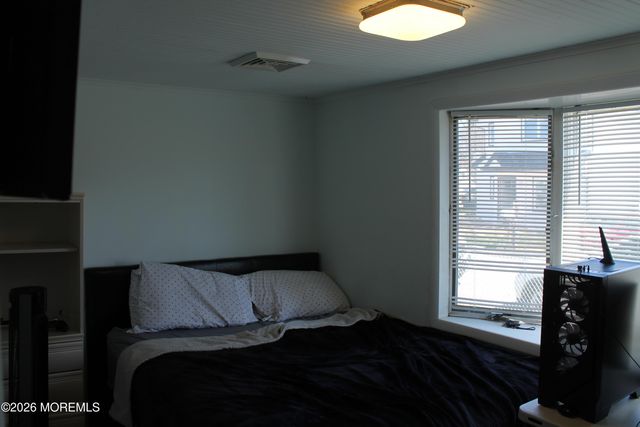 235 Alpine Way, Laurence Harbor, NJ 08879