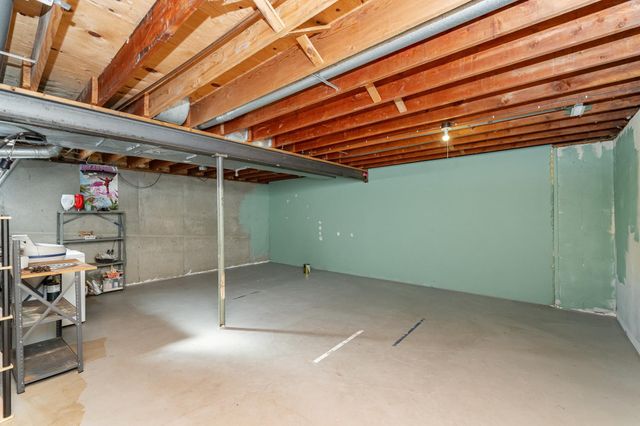 2804 25th Street NW, Rochester, MN 55901