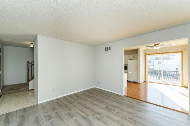 2804 25th Street NW, Rochester, MN 55901