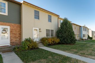 2804 25th Street NW, Rochester, MN 55901