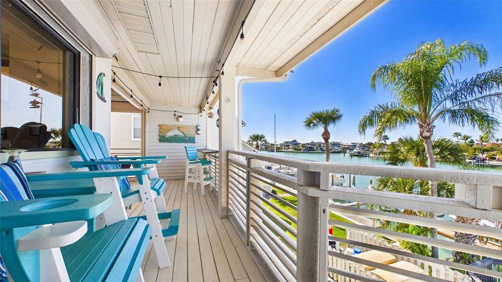 Image 17 of property listing at 350 PINELLAS BAYWAY S 5, Tierra Verde, FL 33715