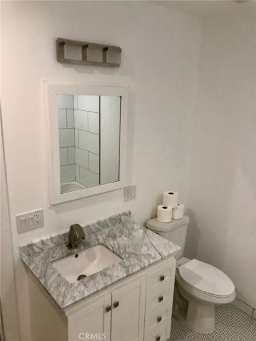 1234 21st Street, Santa Monica, CA 90404