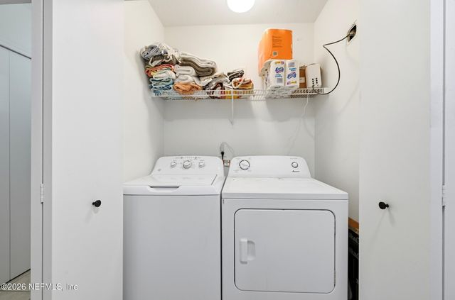 1655 THE GREENS Way 3325, Jacksonville Beach, FL 32250
