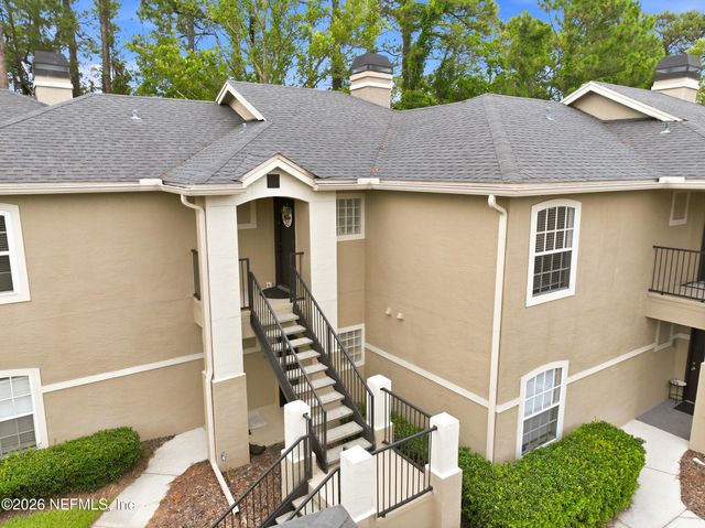 1655 THE GREENS Way 3325, Jacksonville Beach, FL 32250