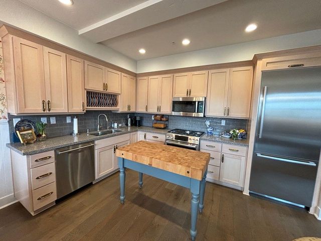 450 Granite Way, Aptos, CA 95003