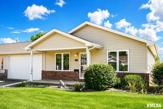 130 EASY Street, Washington, IL 61571