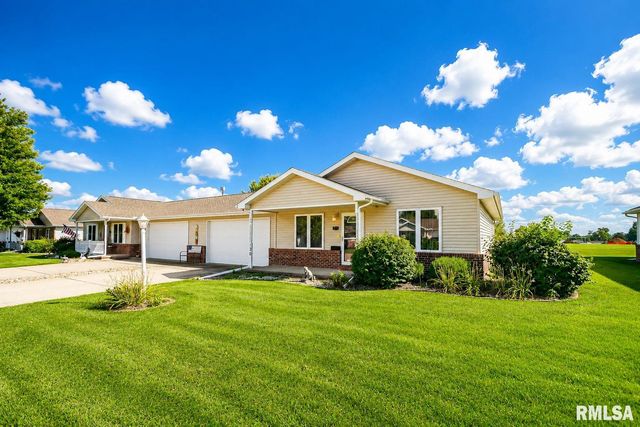 130 EASY Street, Washington, IL 61571