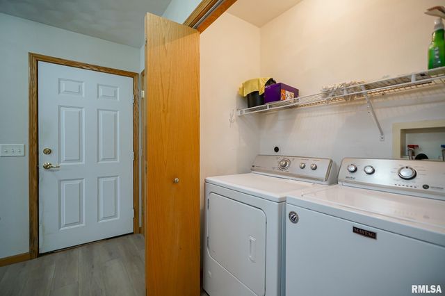 130 EASY Street, Washington, IL 61571