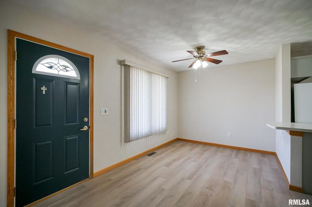 130 EASY Street, Washington, IL 61571