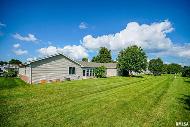130 EASY Street, Washington, IL 61571