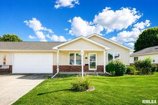 130 EASY Street, Washington, IL 61571