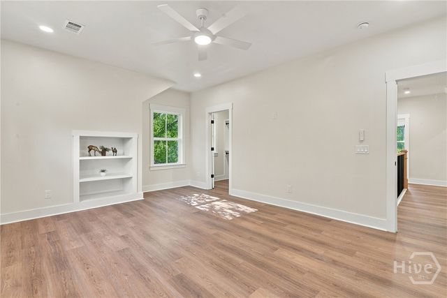 712 E 34th Street, Savannah, GA 31401