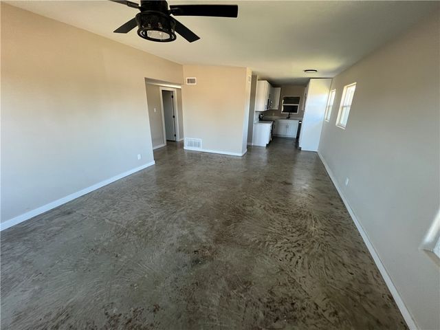 3801 Lamont St, Corpus Christi, TX 78415