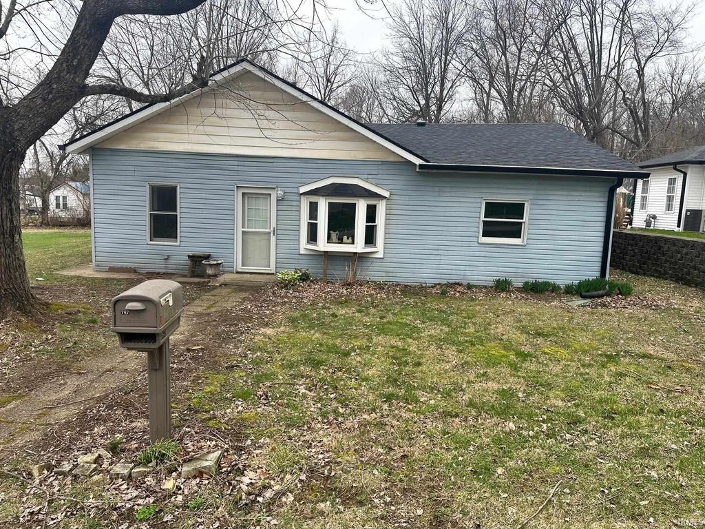767 N Laymon Avenue, Spencer, IN 47460
