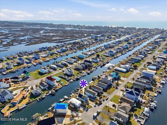 6114 6th Street, Surf City, NC 28445