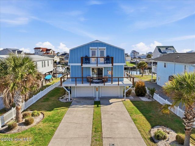 6114 6th Street, Surf City, NC 28445