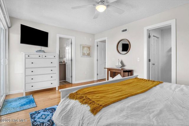 6114 6th Street, Surf City, NC 28445