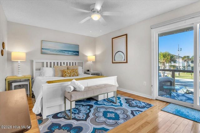 6114 6th Street, Surf City, NC 28445