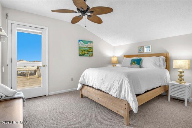 6114 6th Street, Surf City, NC 28445