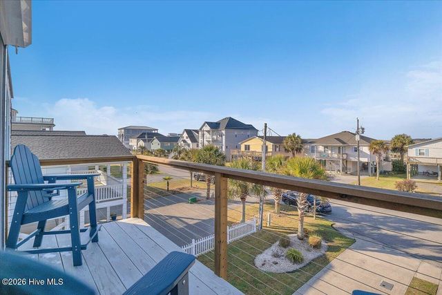 6114 6th Street, Surf City, NC 28445