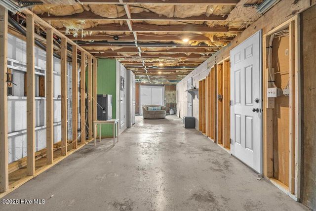 6114 6th Street, Surf City, NC 28445