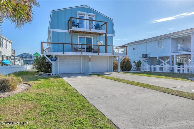 6114 6th Street, Surf City, NC 28445