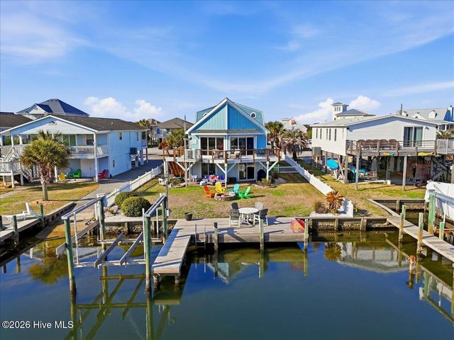 6114 6th Street, Surf City, NC 28445